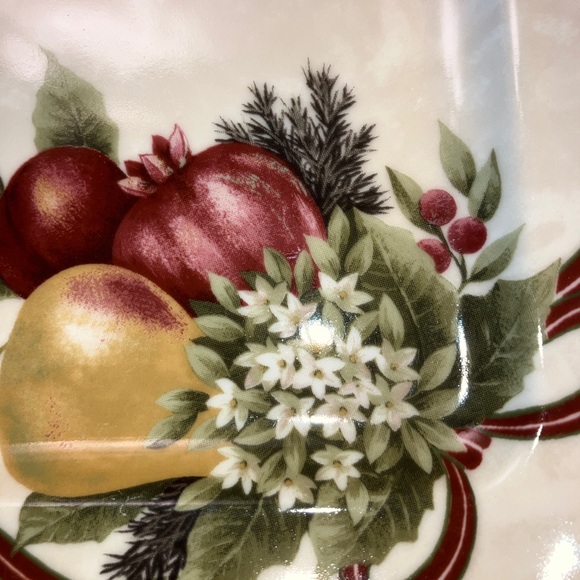 Set of 3 222 Fifth Yuletide Celebration Appetizer/Desert Plates. - Picture 2 of 8